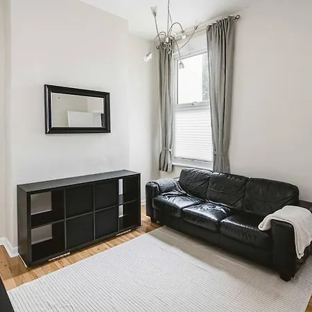 Super Stylish 1Bd Flat With Garden In Leytonstone Apartment